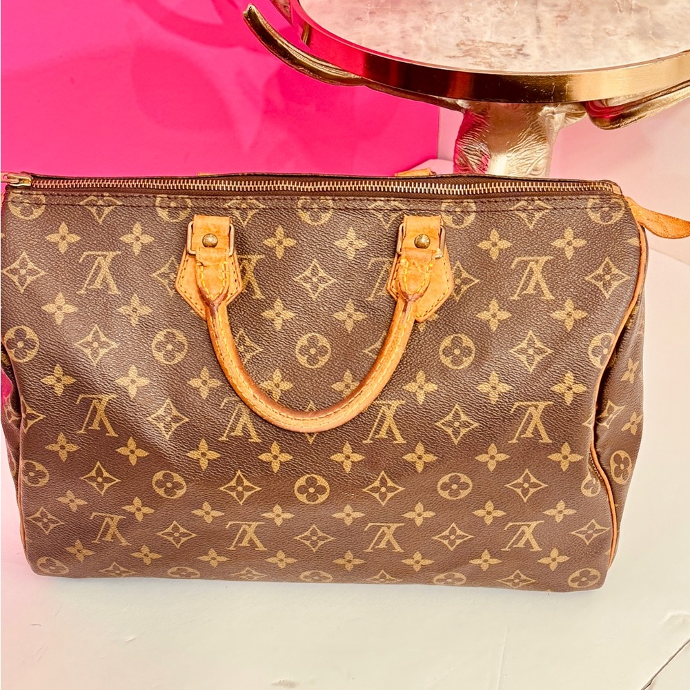 Louis Vuitton Speedy 35  Brown Monogram Handbag - Picture 10 of 15